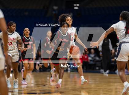 Thumbnail 1 in Wagner vs. Ryan (UIL 5A Basketball Division I Final) photogallery.