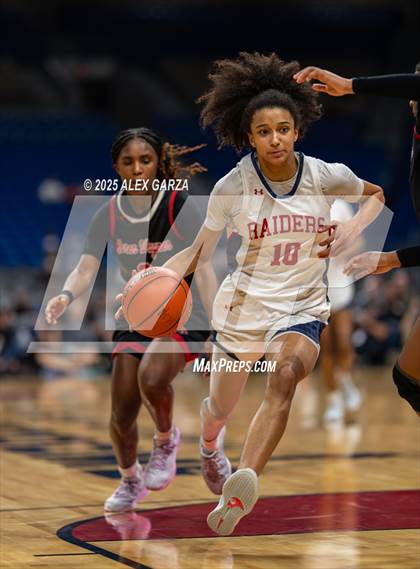 Thumbnail 3 in Wagner vs. Ryan (UIL 5A Basketball Division I Final) photogallery.
