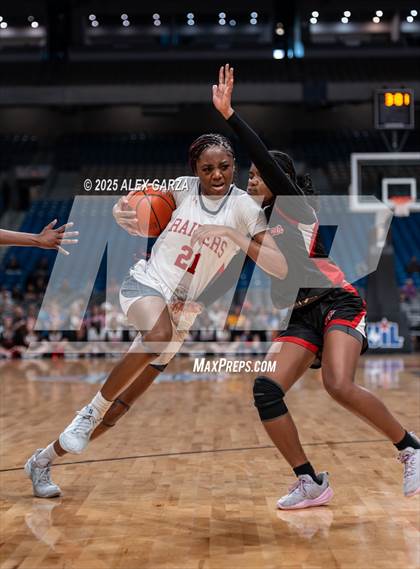Thumbnail 2 in Wagner vs. Ryan (UIL 5A Basketball Division I Final) photogallery.