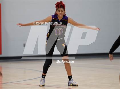 Thumbnail 2 in Lynwood vs. St. Joseph  (Nike Tournament of Champions) photogallery.