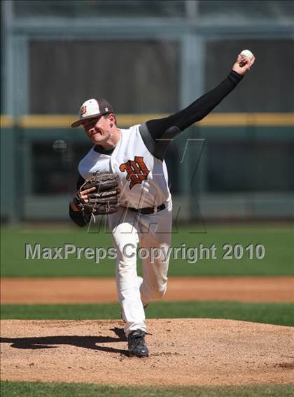 Thumbnail 1 in Westlake vs Westwood (Warrior Classic) photogallery.