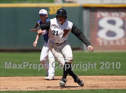 Thumbnail 1 in Westlake vs Westwood (Warrior Classic) photogallery.