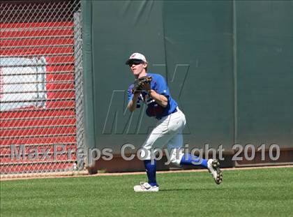 Thumbnail 1 in Westlake vs Westwood (Warrior Classic) photogallery.