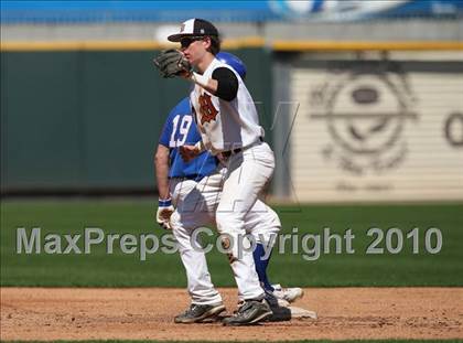 Thumbnail 2 in Westlake vs Westwood (Warrior Classic) photogallery.