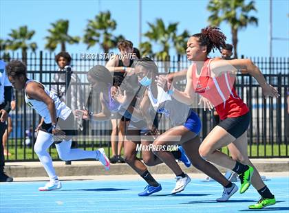 Thumbnail 1 in IMG Academy Invitational (Track Events) photogallery.