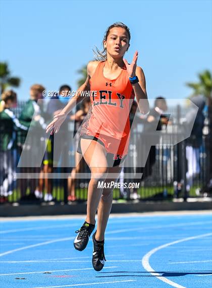 Thumbnail 2 in IMG Academy Invitational (Track Events) photogallery.