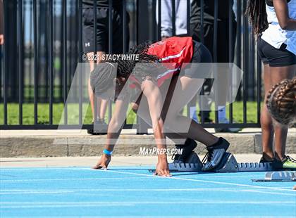 Thumbnail 3 in IMG Academy Invitational (Track Events) photogallery.