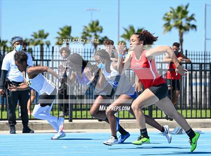 Thumbnail 2 in IMG Academy Invitational (Track Events) photogallery.