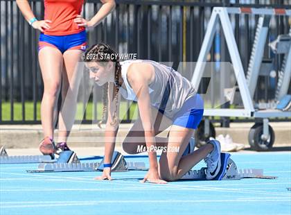 Thumbnail 2 in IMG Academy Invitational (Track Events) photogallery.