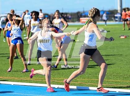 Thumbnail 2 in IMG Academy Invitational (Track Events) photogallery.