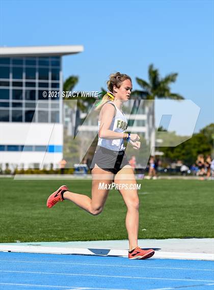 Thumbnail 2 in IMG Academy Invitational (Track Events) photogallery.