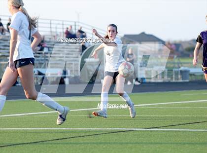 Thumbnail 2 in Keller vs Timber Creek photogallery.