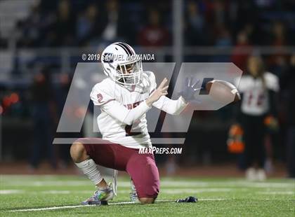 Thumbnail 3 in Garfield vs  Birmingham (CIF LACS Open Division Quarterfinal) photogallery.