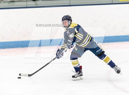 Thumbnail 1 in St. John's vs St. Mary's (MIAA Division 1A Play-In) photogallery.