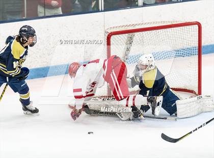 Thumbnail 2 in St. John's vs St. Mary's (MIAA Division 1A Play-In) photogallery.