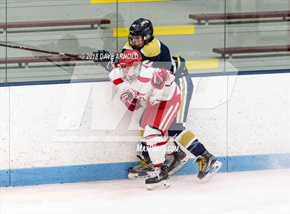 Thumbnail 3 in St. John's vs St. Mary's (MIAA Division 1A Play-In) photogallery.