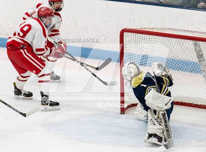 Thumbnail 1 in St. John's vs St. Mary's (MIAA Division 1A Play-In) photogallery.