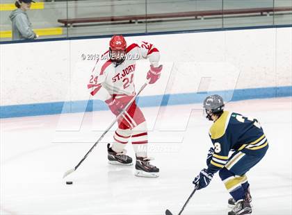 Thumbnail 1 in St. John's vs St. Mary's (MIAA Division 1A Play-In) photogallery.