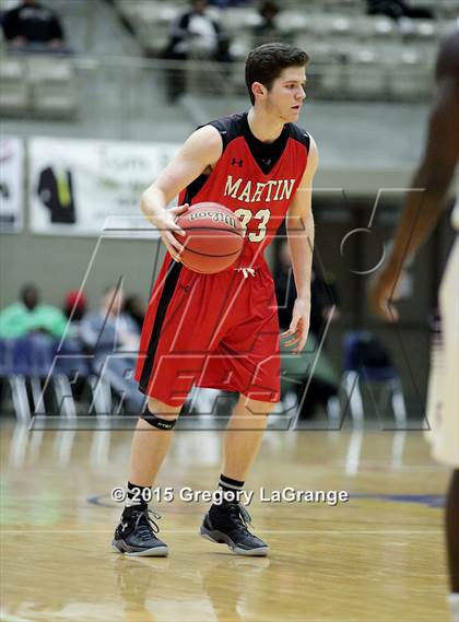 Thumbnail 3 in Martin vs. Richardson  photogallery.