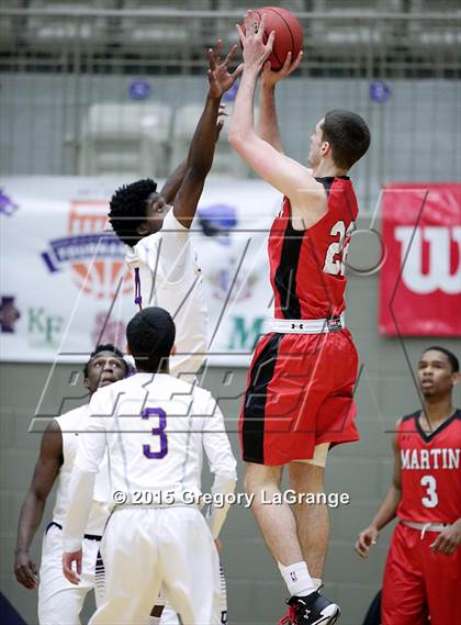 Thumbnail 3 in Martin vs. Richardson  photogallery.