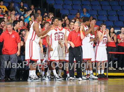 Thumbnail 2 in Inglewood vs. Harvard-Westlake (CIF SS 3A Final) photogallery.