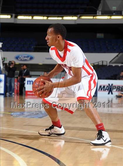 Thumbnail 2 in Inglewood vs. Harvard-Westlake (CIF SS 3A Final) photogallery.