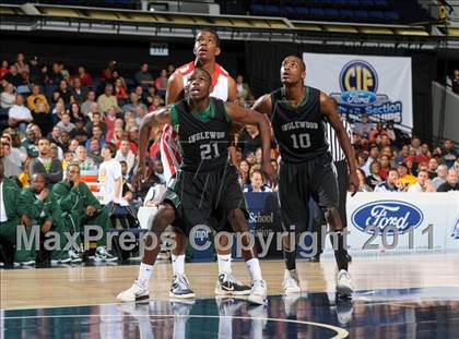 Thumbnail 2 in Inglewood vs. Harvard-Westlake (CIF SS 3A Final) photogallery.