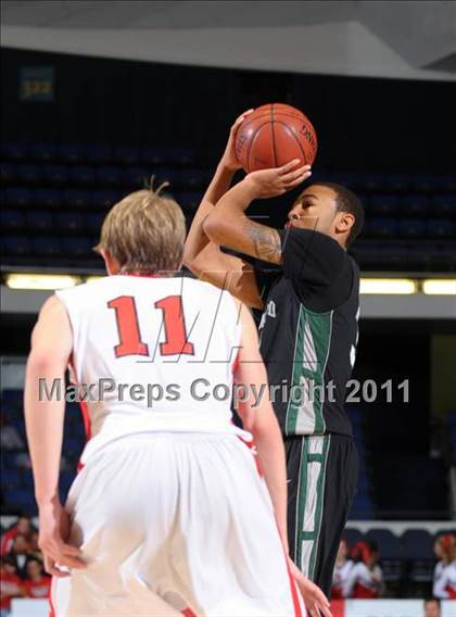 Thumbnail 2 in Inglewood vs. Harvard-Westlake (CIF SS 3A Final) photogallery.