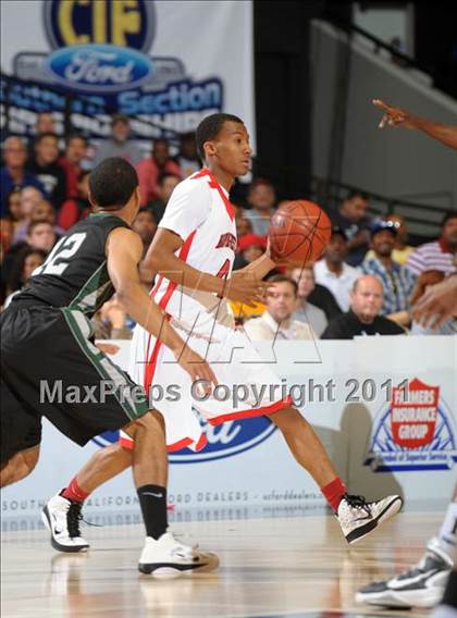 Thumbnail 1 in Inglewood vs. Harvard-Westlake (CIF SS 3A Final) photogallery.