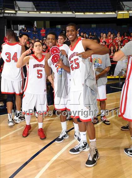 Thumbnail 1 in Inglewood vs. Harvard-Westlake (CIF SS 3A Final) photogallery.