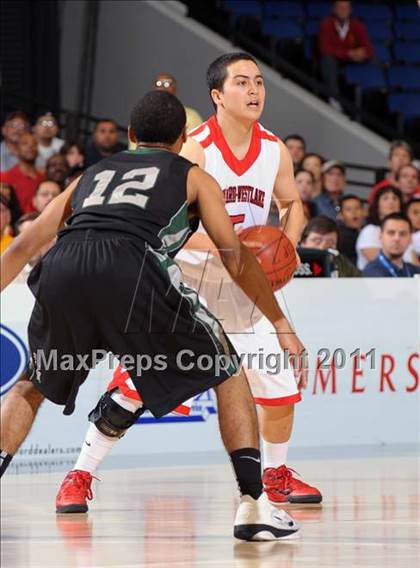 Thumbnail 1 in Inglewood vs. Harvard-Westlake (CIF SS 3A Final) photogallery.