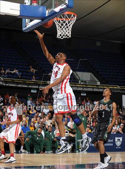 Thumbnail 2 in Inglewood vs. Harvard-Westlake (CIF SS 3A Final) photogallery.