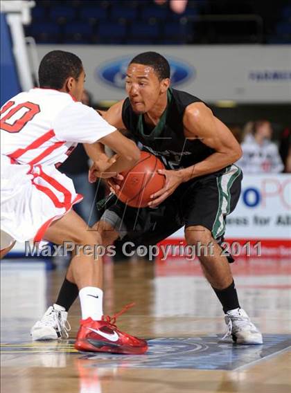 Thumbnail 2 in Inglewood vs. Harvard-Westlake (CIF SS 3A Final) photogallery.