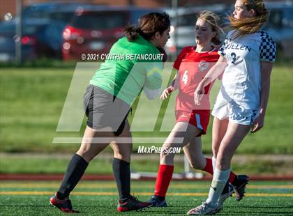 Thumbnail 3 in Smoky Hill vs Mullen photogallery.