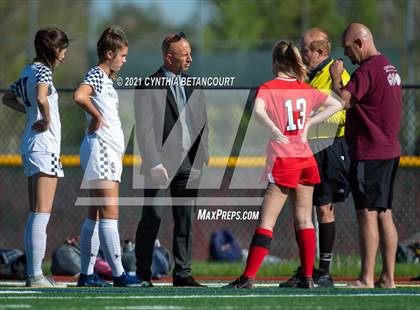 Thumbnail 1 in Smoky Hill vs Mullen photogallery.