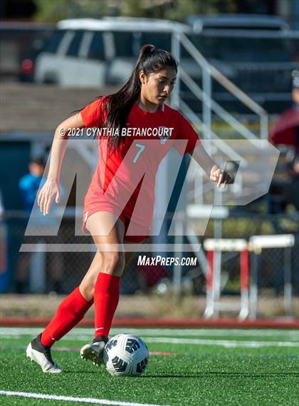 Thumbnail 1 in Smoky Hill vs Mullen photogallery.