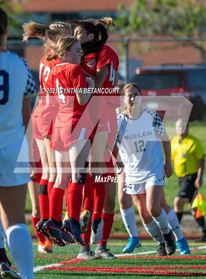 Thumbnail 3 in Smoky Hill vs Mullen photogallery.