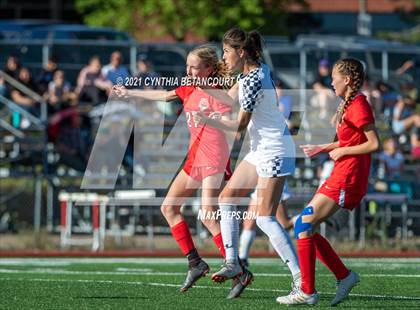 Thumbnail 2 in Smoky Hill vs Mullen photogallery.