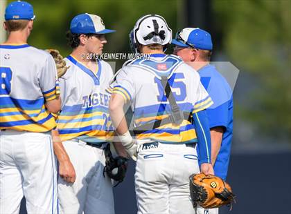 Thumbnail 3 in Lone Star vs Corsicana Game 2 (UIL 5A Regional Semifinal) photogallery.