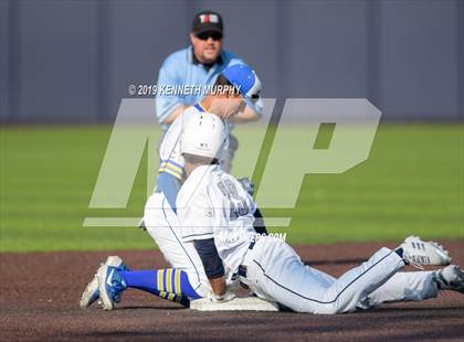 Thumbnail 3 in Lone Star vs Corsicana Game 2 (UIL 5A Regional Semifinal) photogallery.