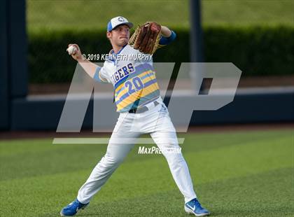 Thumbnail 3 in Lone Star vs Corsicana Game 2 (UIL 5A Regional Semifinal) photogallery.