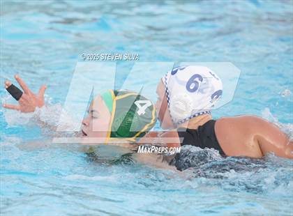Thumbnail 2 in Patrick Henry vs. Rancho Bernardo (CIF SDS Division 1 Final) photogallery.
