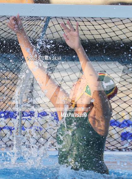 Thumbnail 2 in Patrick Henry vs. Rancho Bernardo (CIF SDS Division 1 Final) photogallery.