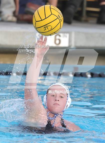 Thumbnail 3 in Patrick Henry vs. Rancho Bernardo (CIF SDS Division 1 Final) photogallery.