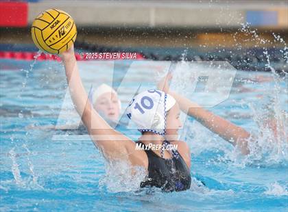 Thumbnail 3 in Patrick Henry vs. Rancho Bernardo (CIF SDS Division 1 Final) photogallery.