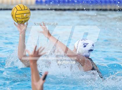 Thumbnail 2 in Patrick Henry vs. Rancho Bernardo (CIF SDS Division 1 Final) photogallery.