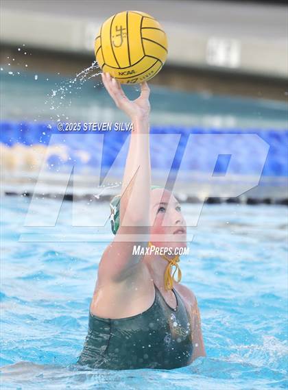 Thumbnail 2 in Patrick Henry vs. Rancho Bernardo (CIF SDS Division 1 Final) photogallery.
