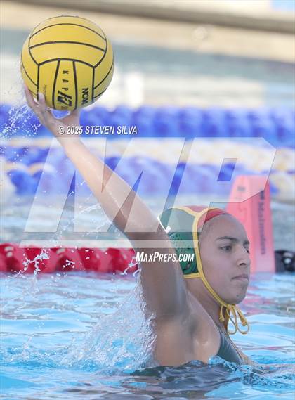 Thumbnail 3 in Patrick Henry vs. Rancho Bernardo (CIF SDS Division 1 Final) photogallery.