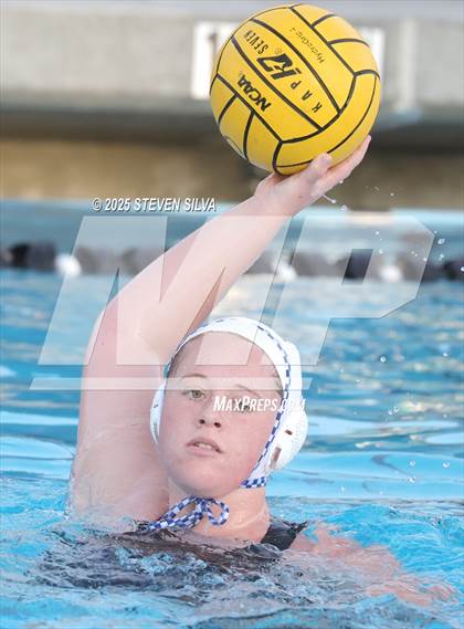 Thumbnail 2 in Patrick Henry vs. Rancho Bernardo (CIF SDS Division 1 Final) photogallery.