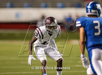 Thumbnail 3 in Bryant vs. Benton photogallery.